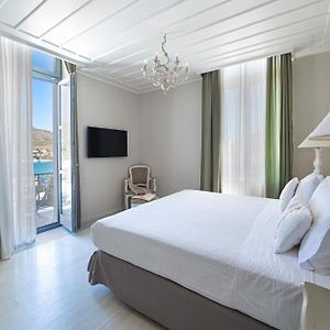 2 Bedroom Sea View Suite